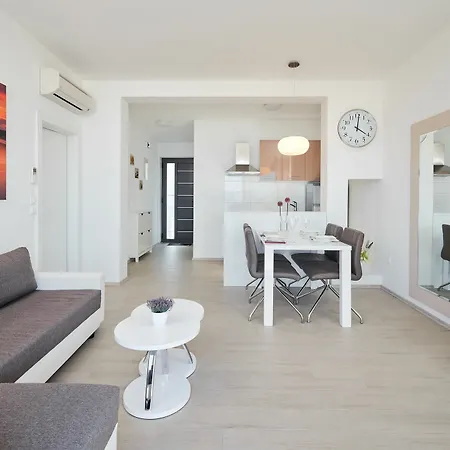 Mila Apartment